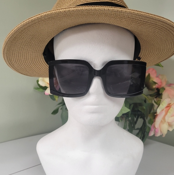 NWT OVERSIZED SQUARE FRAME DESIGNER STYLE SUNGLASSES  w Case Quality!! - Picture 2 of 13